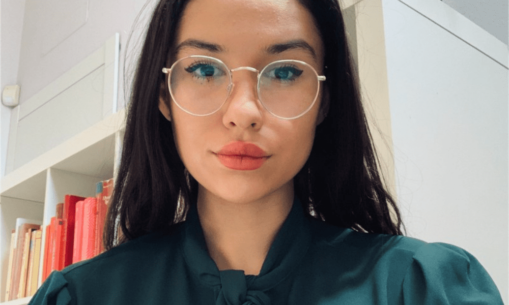 Anna Borgonovo in a fashion remote internship